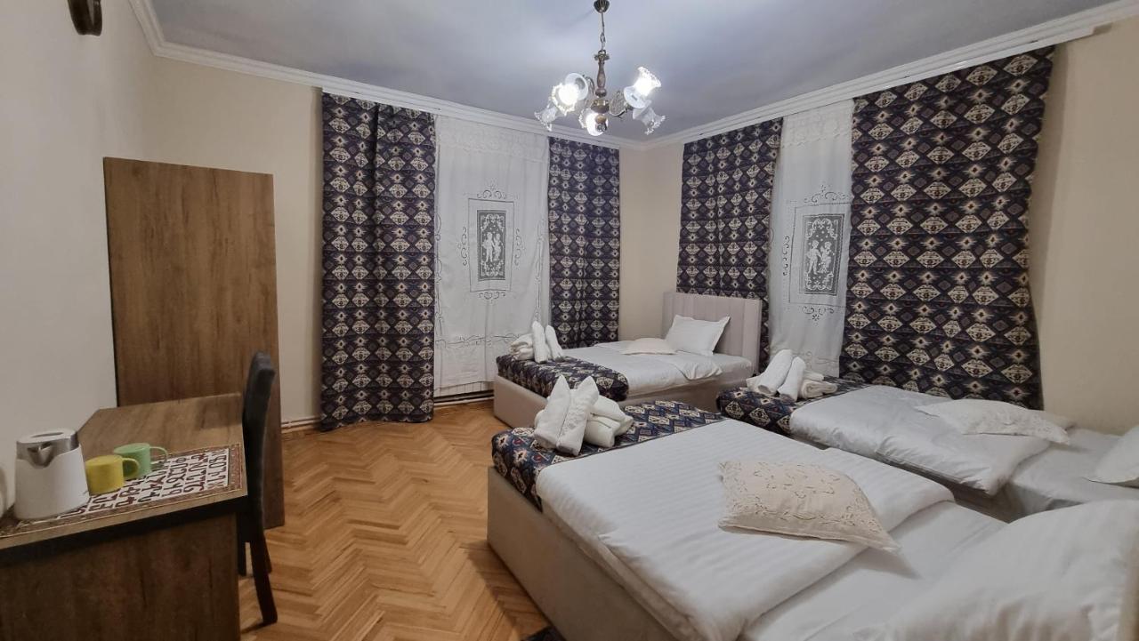 Готель Дехцени Діліжан Екстер'єр фото